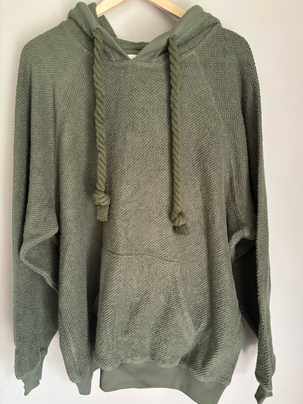 Free People Looped In Hoodie NWT - Picture 4 of 6